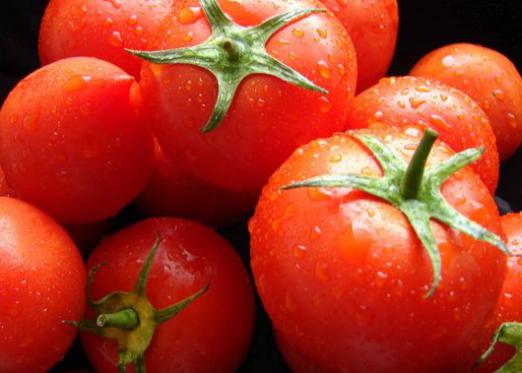 Hoeveel calorieën bevatten tomaten?