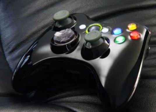 Hoe de tweede joystick aan te sluiten?